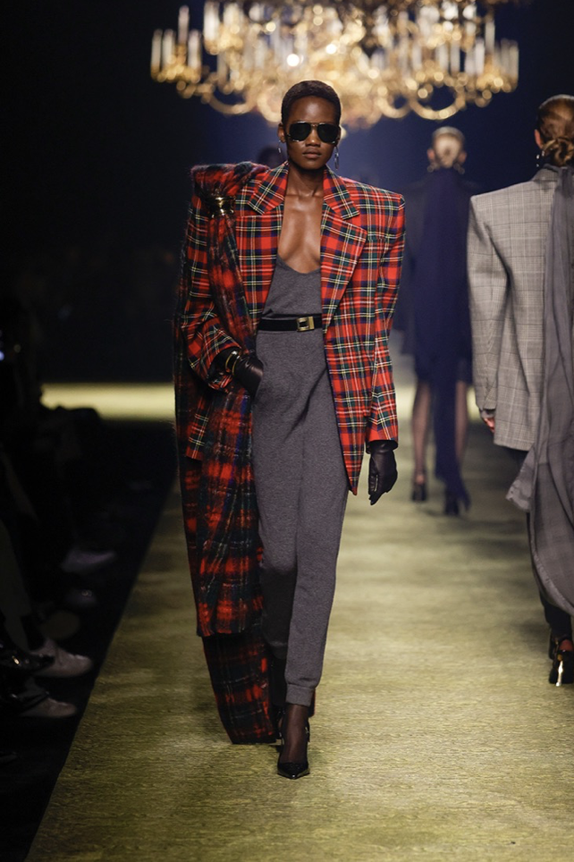 Saint Laurent Women's Winter 2023 runway outfit by Anthony Vaccarello. One of Alina Barchets favorite fashion looks and fashion inspiration for autumn winter 2023 2024. Key fashion trend A/W 2023 2024.